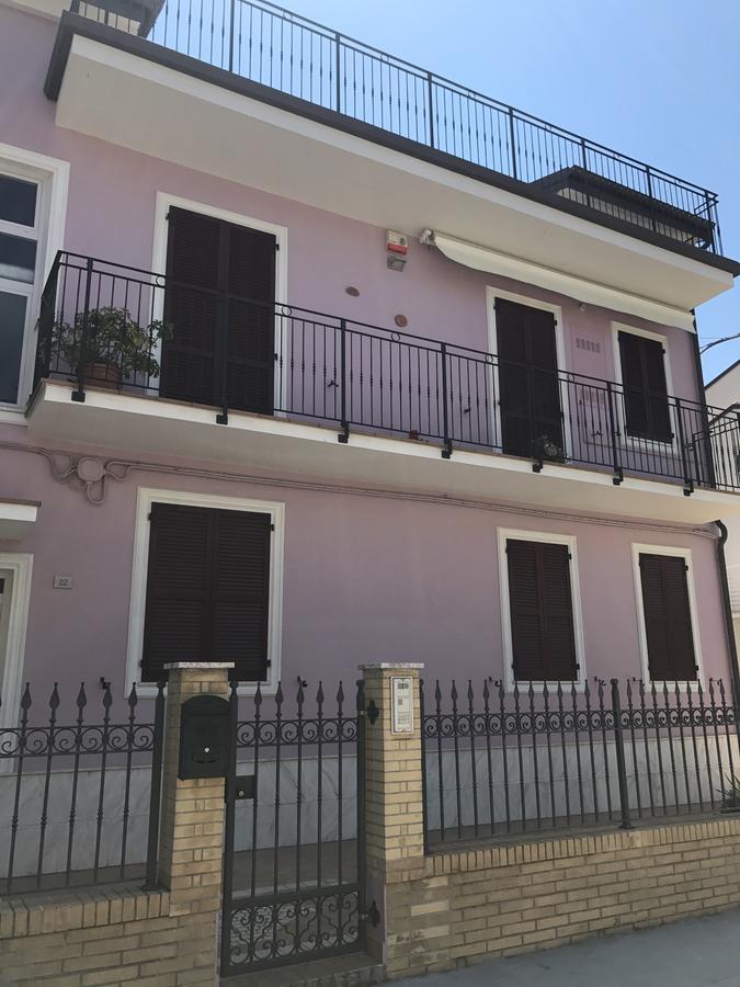 B&B Civico22 Civitanova Marche Dış mekan fotoğraf