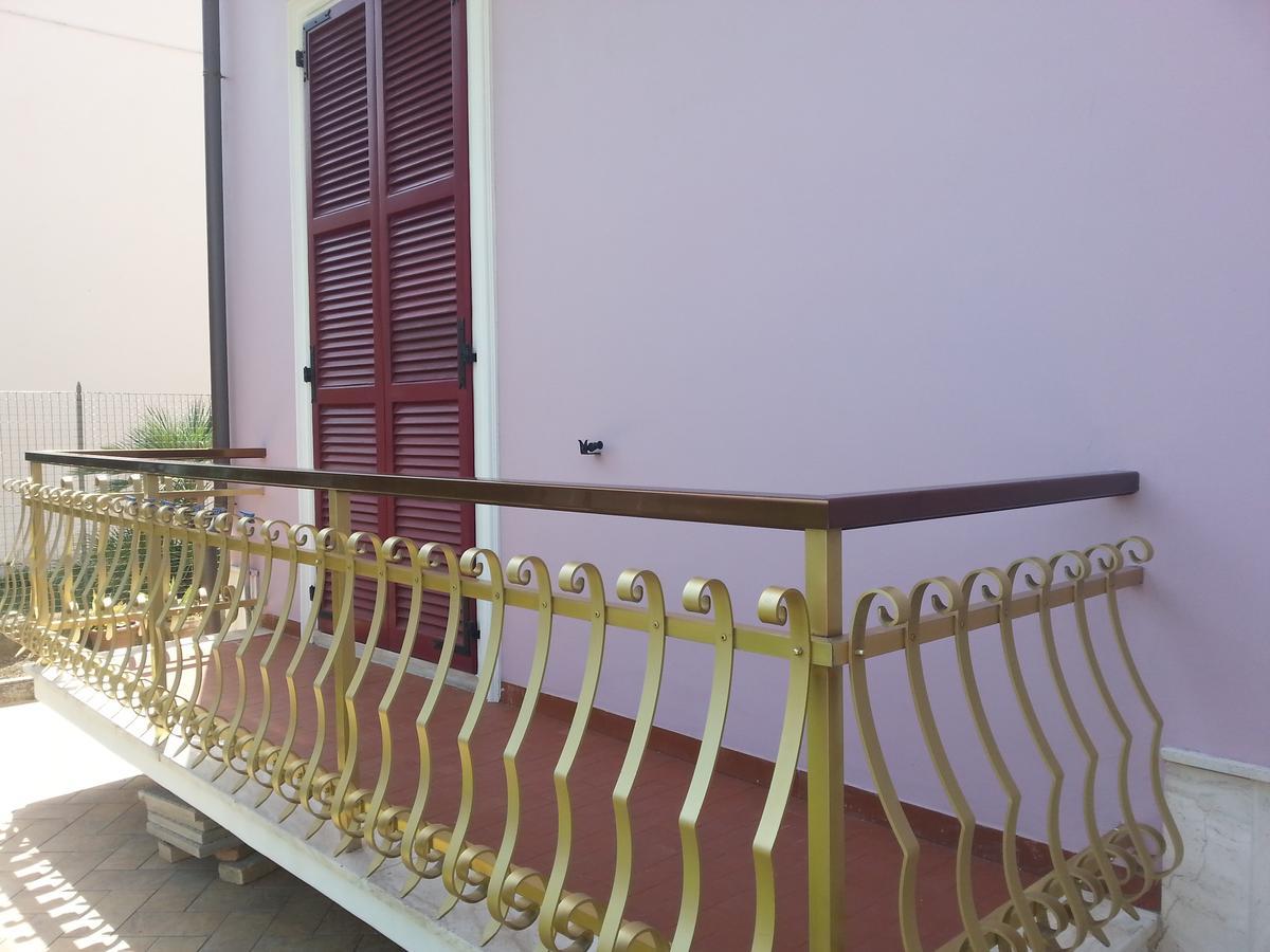 B&B Civico22 Civitanova Marche Dış mekan fotoğraf